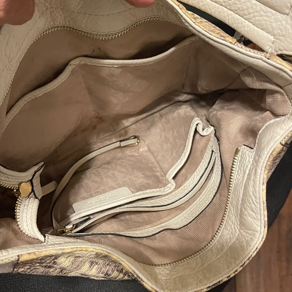 Michael Kors Purse,Snake Skin Patterns - Picture 2 of 7